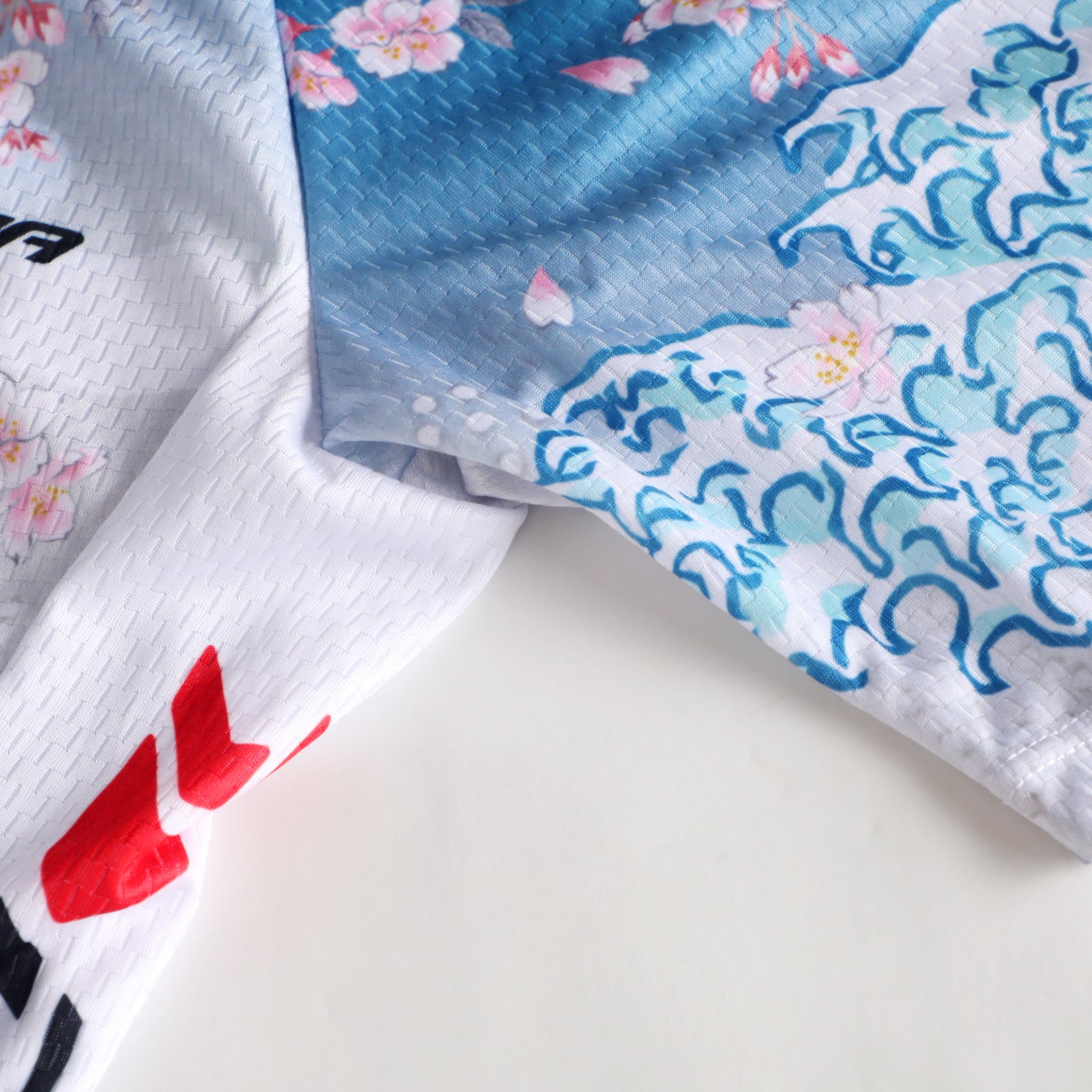 美品 DECOJA.(デコジャ) 梅の花柄 サイクルウェア 美品 DECOJA.(デコジャ) 梅の花柄 サイクルウェア